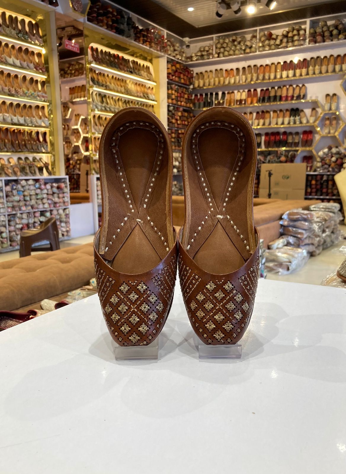 Casual Best punjabi jutti padded size 36-41